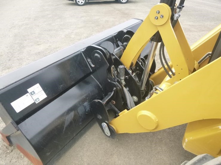 2023-caterpillar-420-xe-image-32