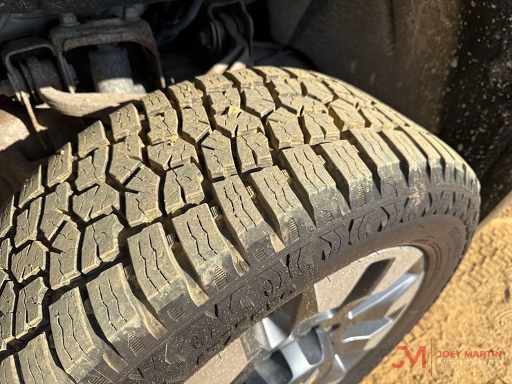 2019-chevrolet-2500-image-11
