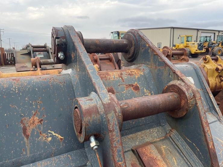 #5005-•-excavator-bucket-image-13