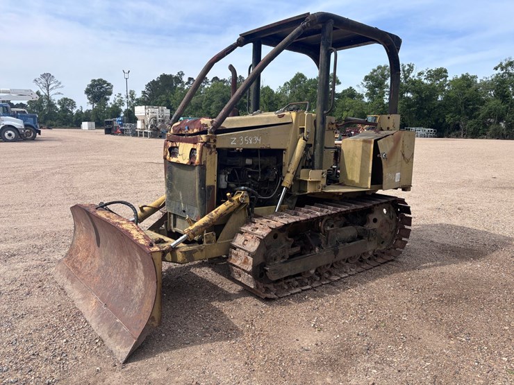#35834-•-trak-king-dozer/crawler/parts-or-repair-image-1