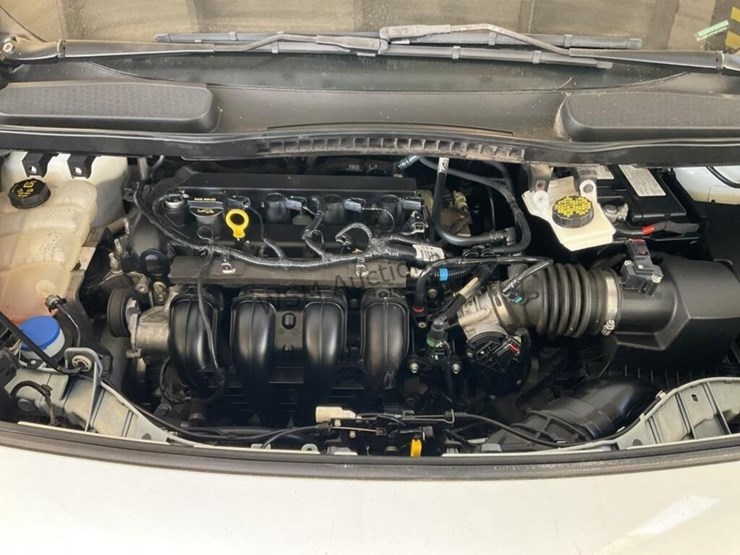 2015-ford-transit-connect-image-12