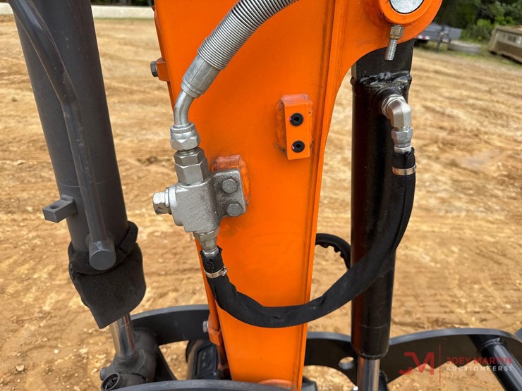 unused-2024-develon-dx-27z-mini-excavator-image-11