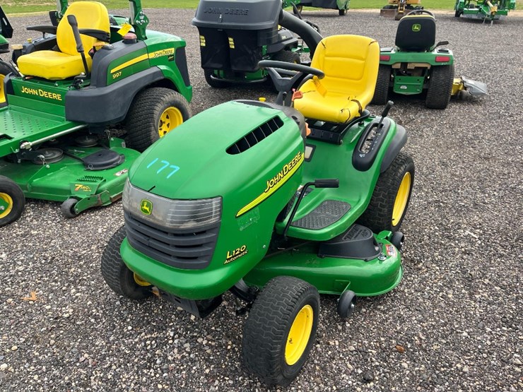john-deere-l120-image-2