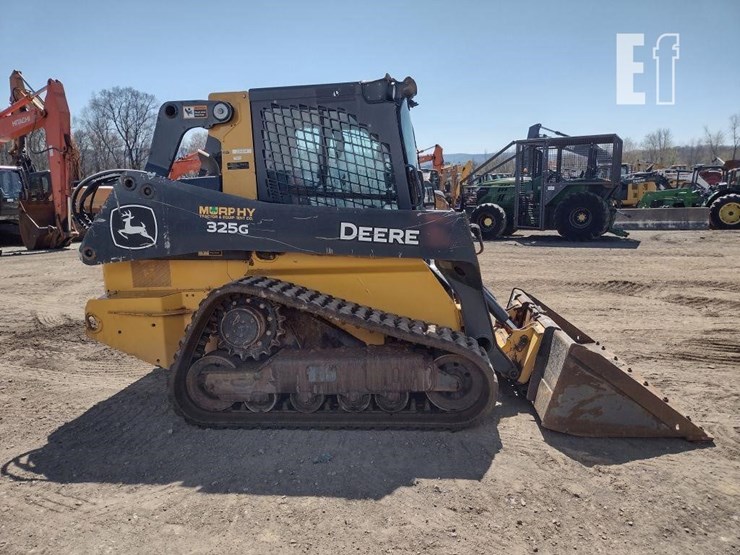 2023-deere-325g-image-3