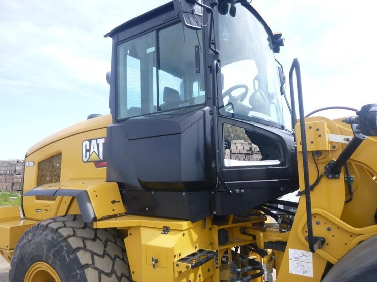 2022-caterpillar-930m-image-33