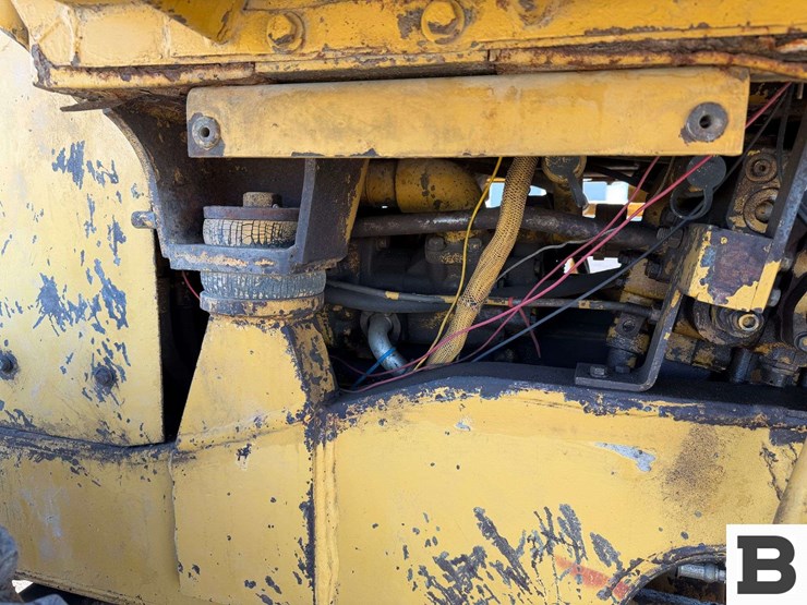 caterpillar-926e-image-36