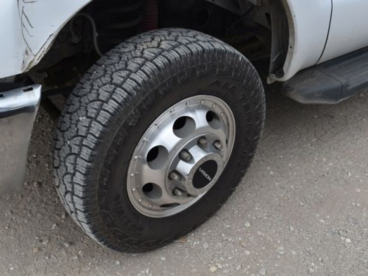 2015-ford-f350-image-9
