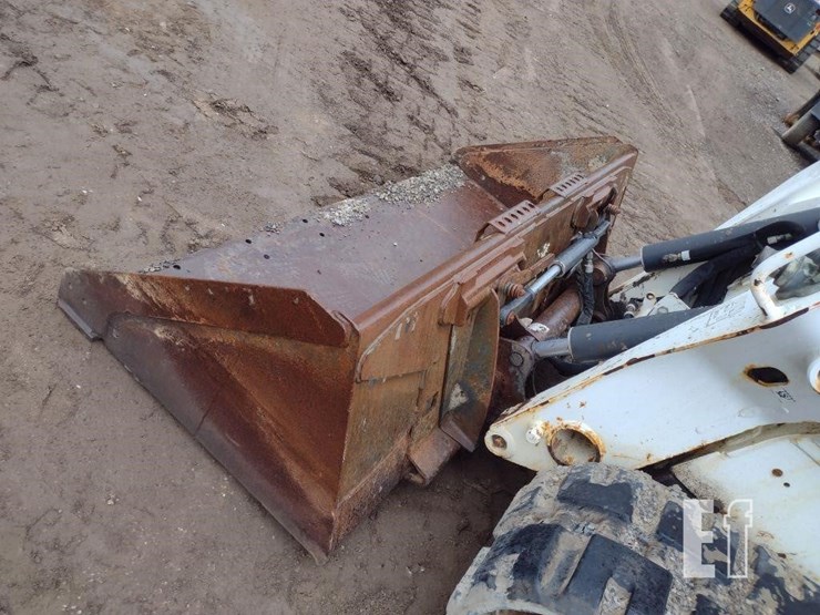 2017-bobcat-t590-image-20