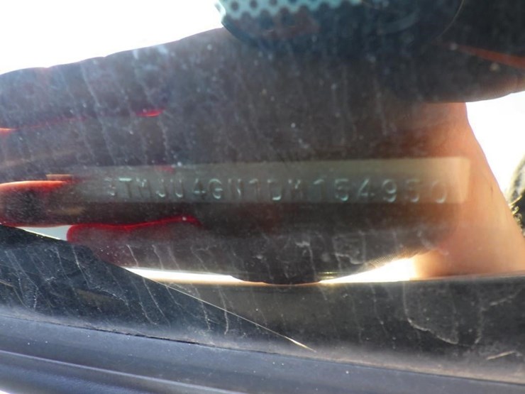 2013-toyota-tacoma-image-15