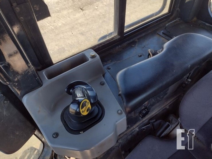2016-komatsu-d37ex-23-image-9