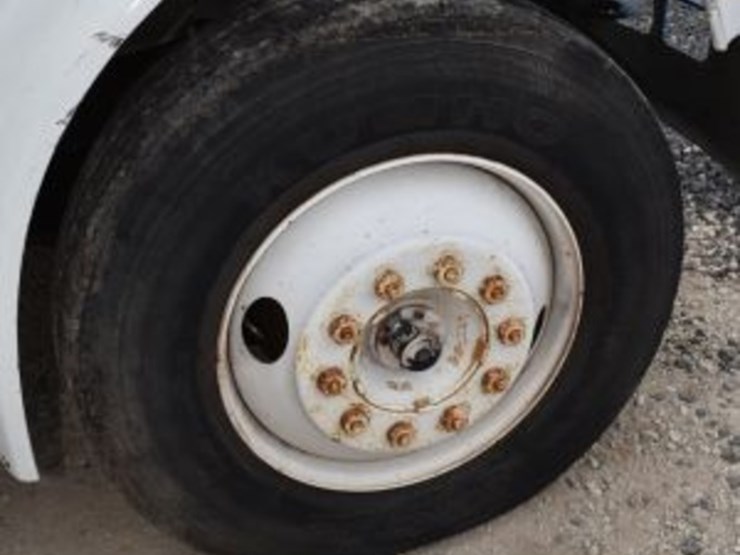 1997-case-ih-4700-image-8