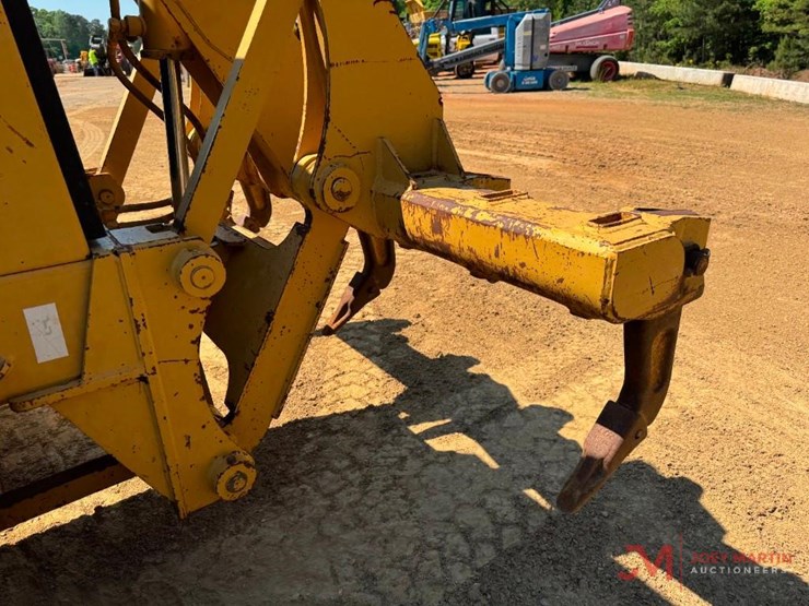 1996-caterpillar-140h-vhp-image-10