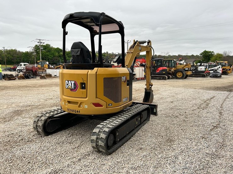 2021-caterpillar-303.5-image-4