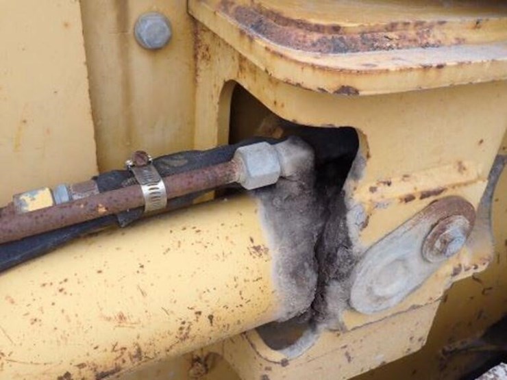 2002-deere-650h-lt-image-59