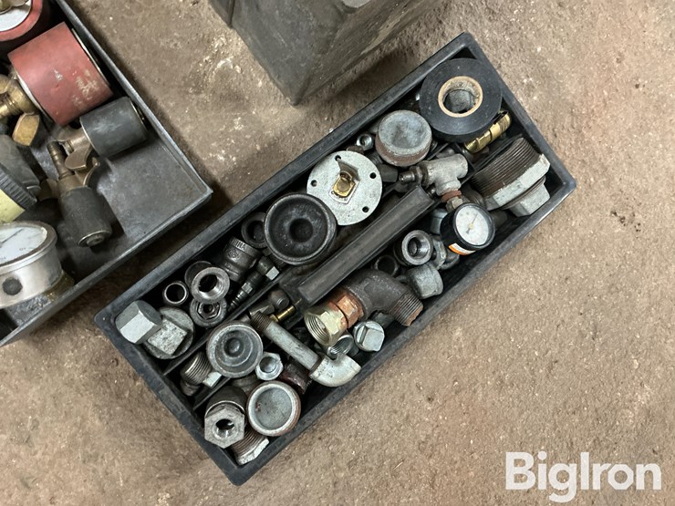radiator-pressure-checking-tool-kit-image-11