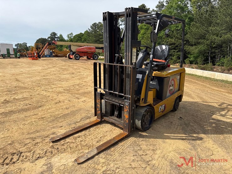 caterpillar-ec30n-image-4
