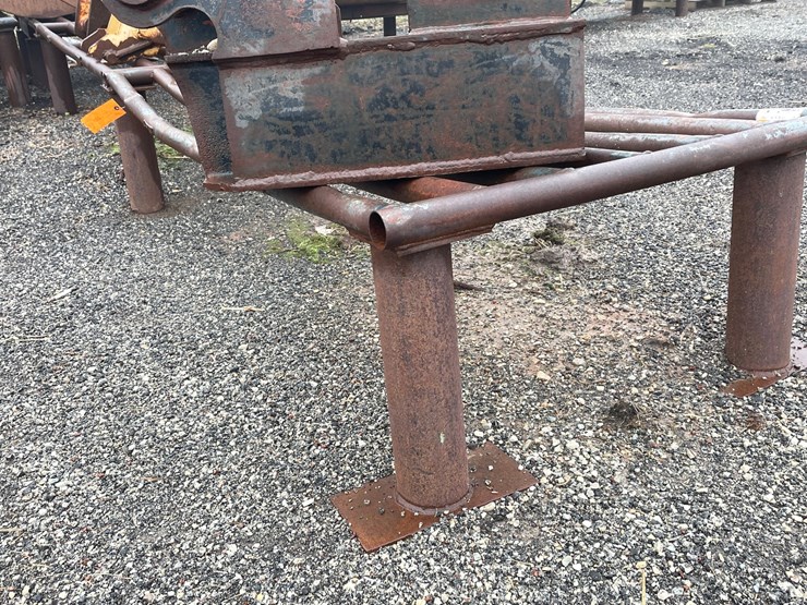 #5073-•-heavy-duty-metal-rack-image-1