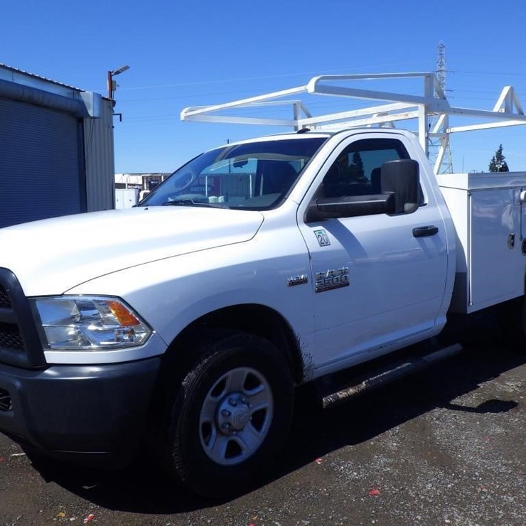 2018 DODGE 2500