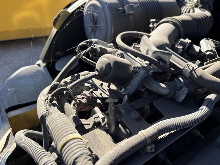 2020-caterpillar-2c6000-image-30
