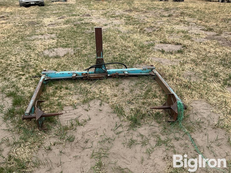 hydraulic-bale-unroller-image-2