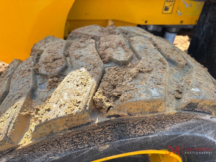 jcb-930-image-10