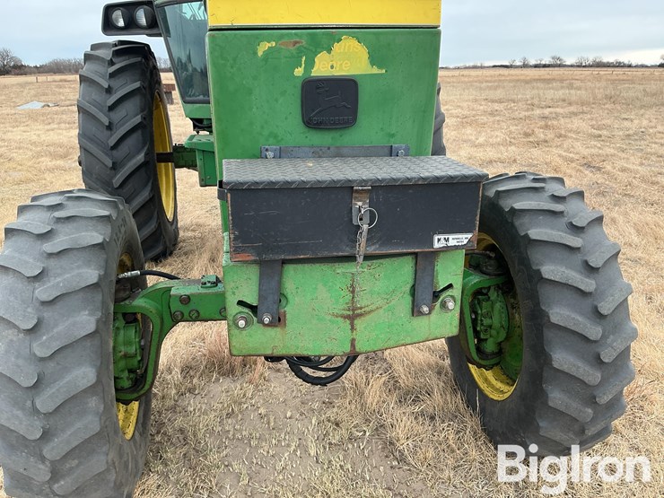 1982-john-deere-4240-image-11