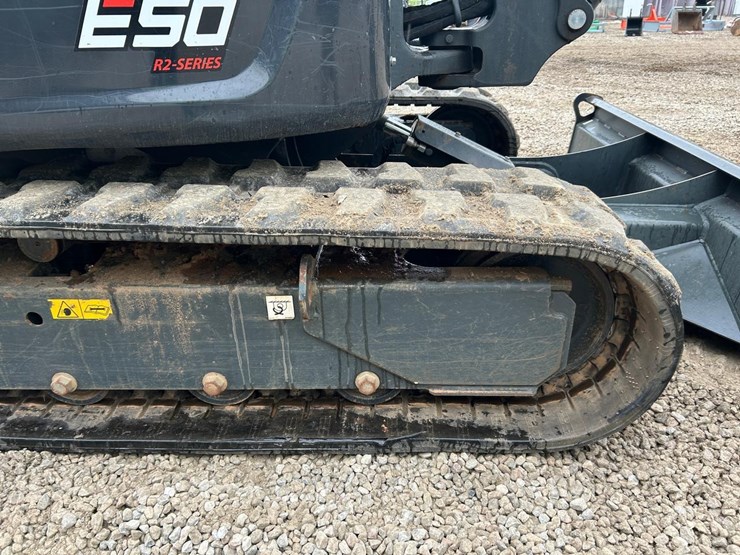 2022-bobcat-e50-image-14