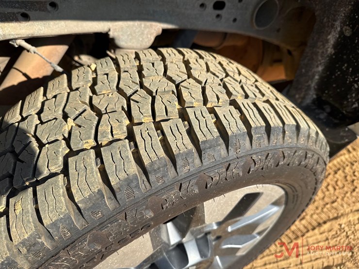 2019-chevrolet-2500-image-10
