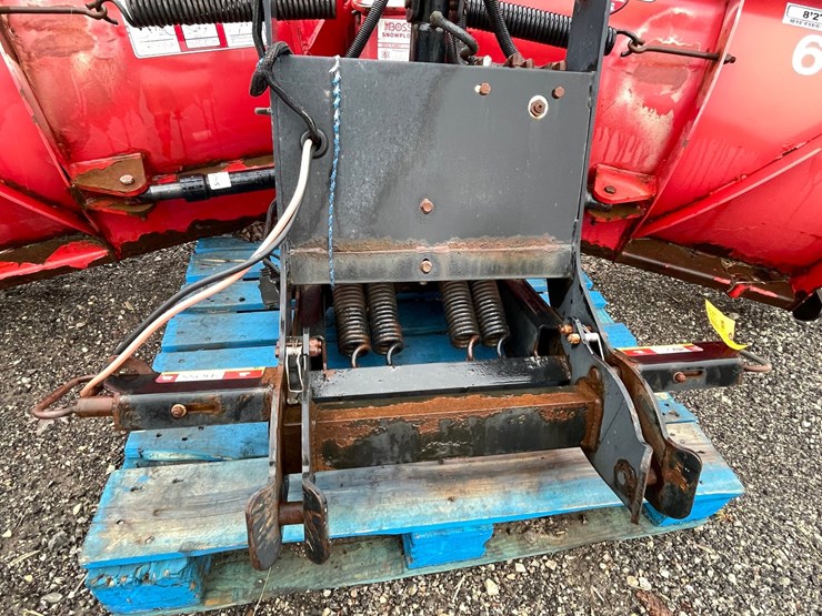 #5053-•-boss-v-snow-plow-with-mounting-brackets-image-12