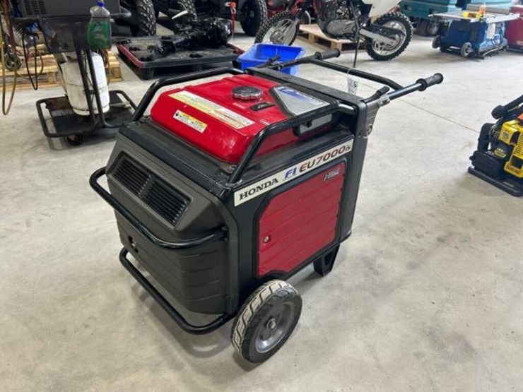 honda-eu7000is-image-3