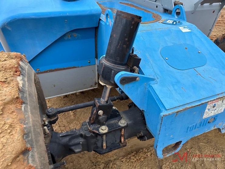 2013-genie-gth844-image-15