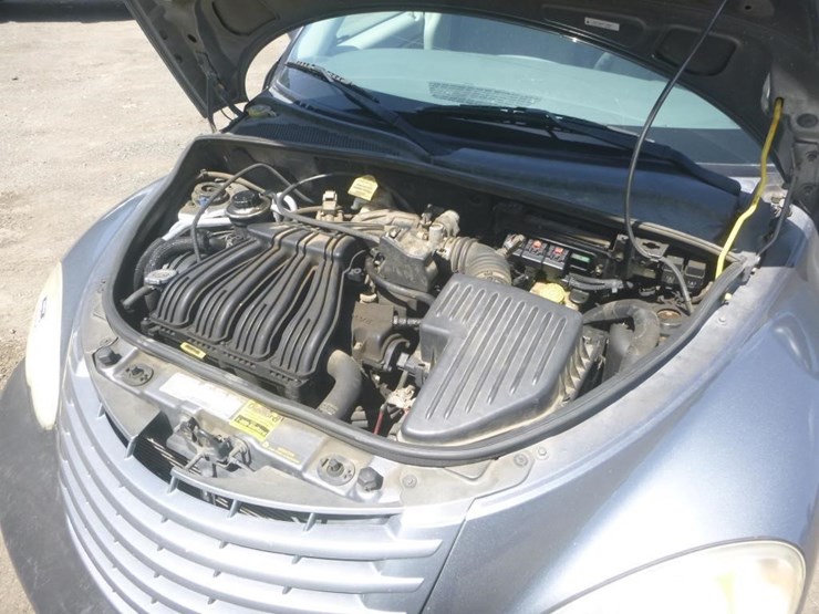 2008-chrysler-pt-cruiser-image-11