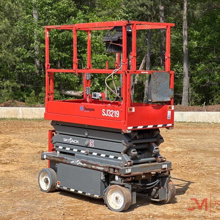2020 SKYJACK SJ3219 ELECTRIC SCISSOR LIFT