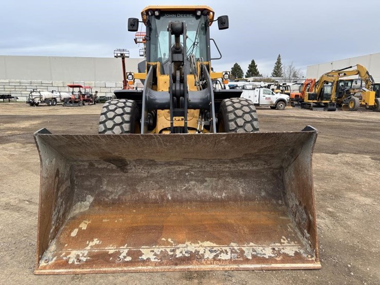2023-john-deere-544-image-6