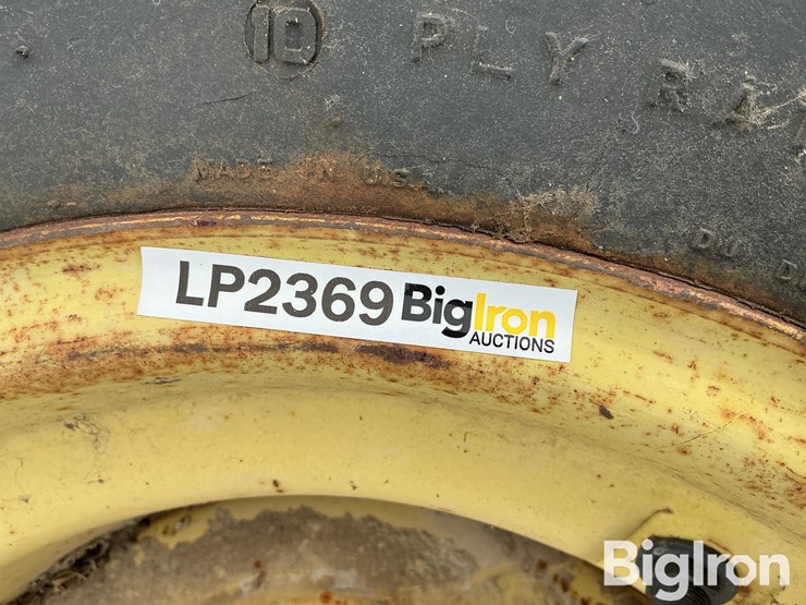 16.5l-16.1-tires-&-rims-image-17