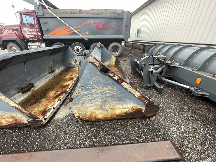 volvo-l120-image-6