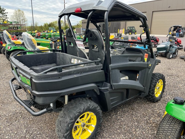 john-deere-gator-image-7