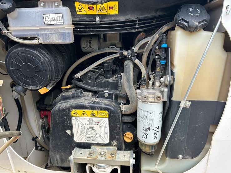 2022-bobcat-t66-image-16