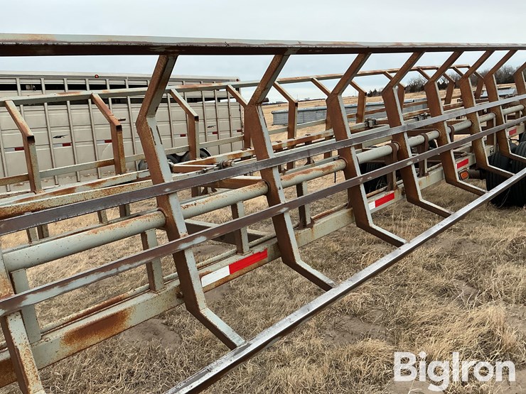 2011-better-built-6n-12-bale-t/a-hay-trailer-image-19