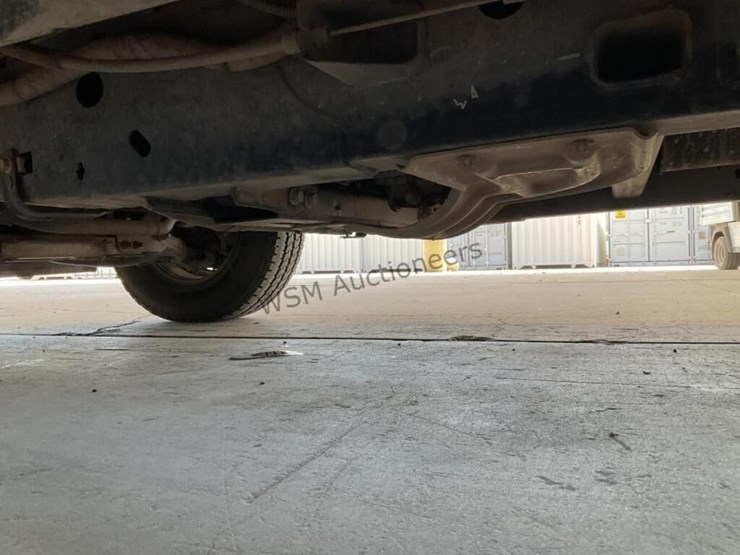 2017-ford-f150-image-25