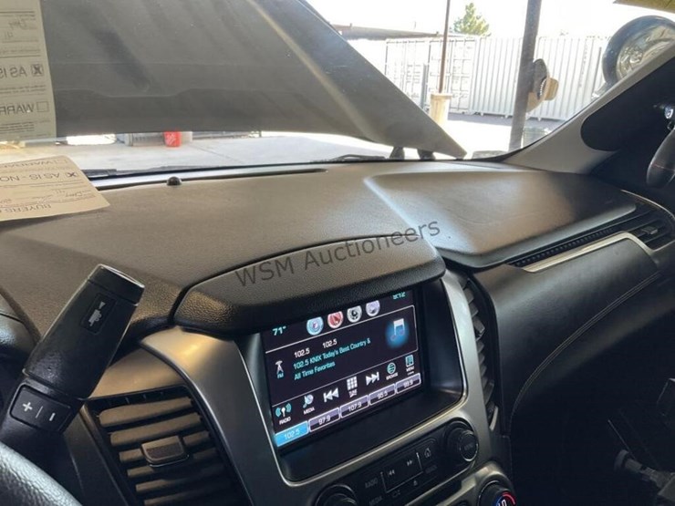 2018-chevrolet-tahoe-image-17