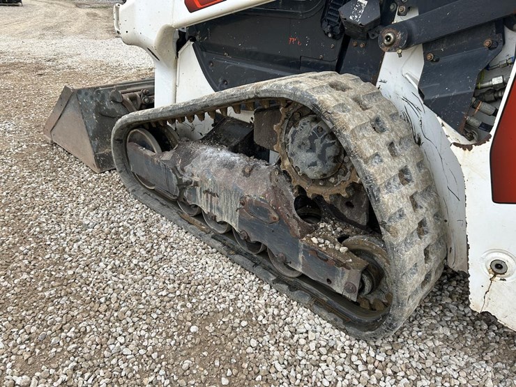 2020-bobcat-t66-image-17