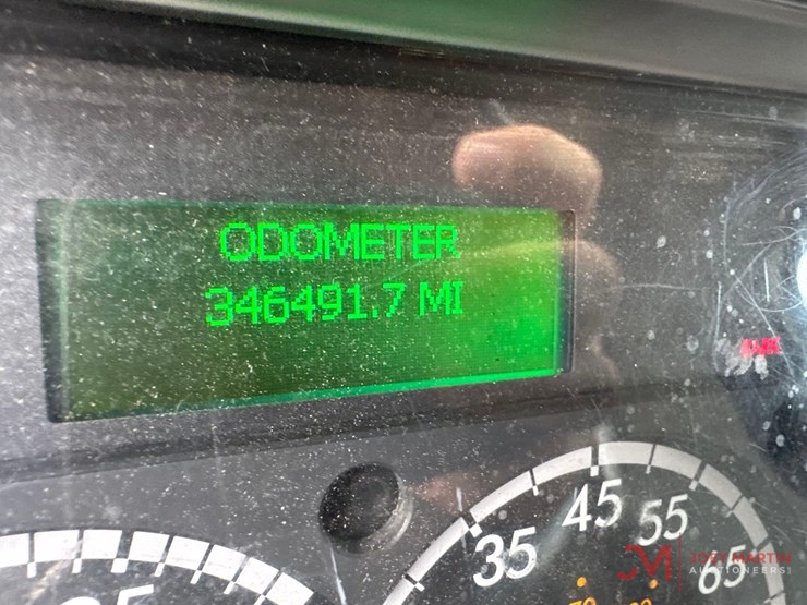 2016-freightliner-114sd-image-28