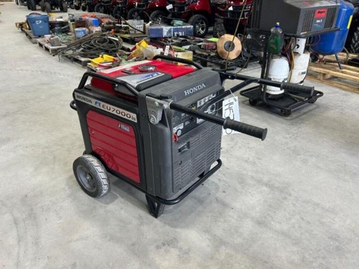 honda-eu7000is-image-2