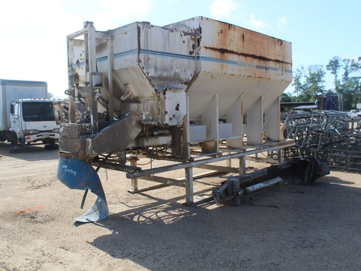 #82378-•-cemen-tech-concrete-dispenser-with-conveyor-belt-image-8