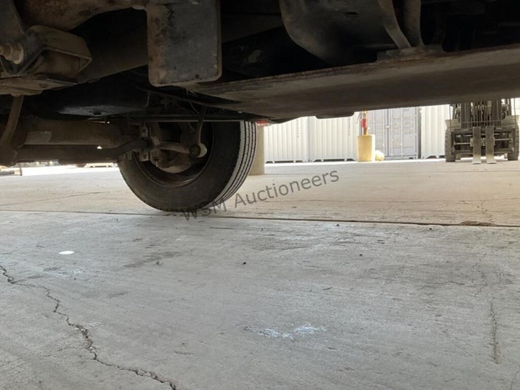 2001-ford-f550-image-24