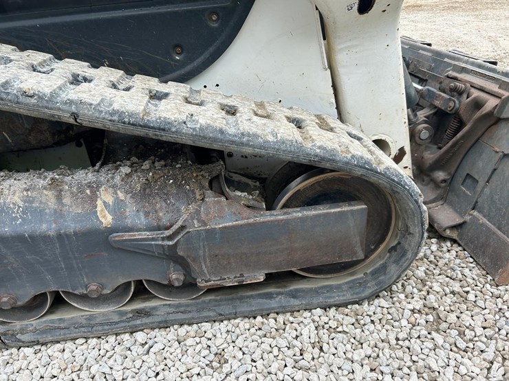 2020-bobcat-t66-image-14
