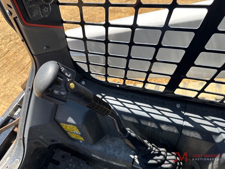 2020-bobcat-t66-image-12