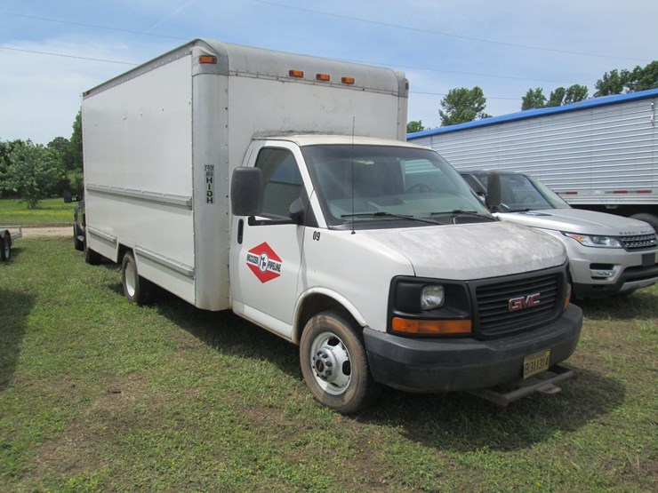 2006-gmc-3500-image-2