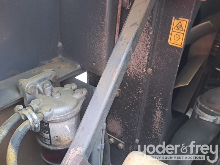 terex-6-ton-swivel-skip-dumper,-roll-bar-image-37